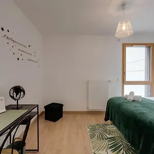 L'art De - T3 Proche Du Centre Terrasse Et Garage Appartement
